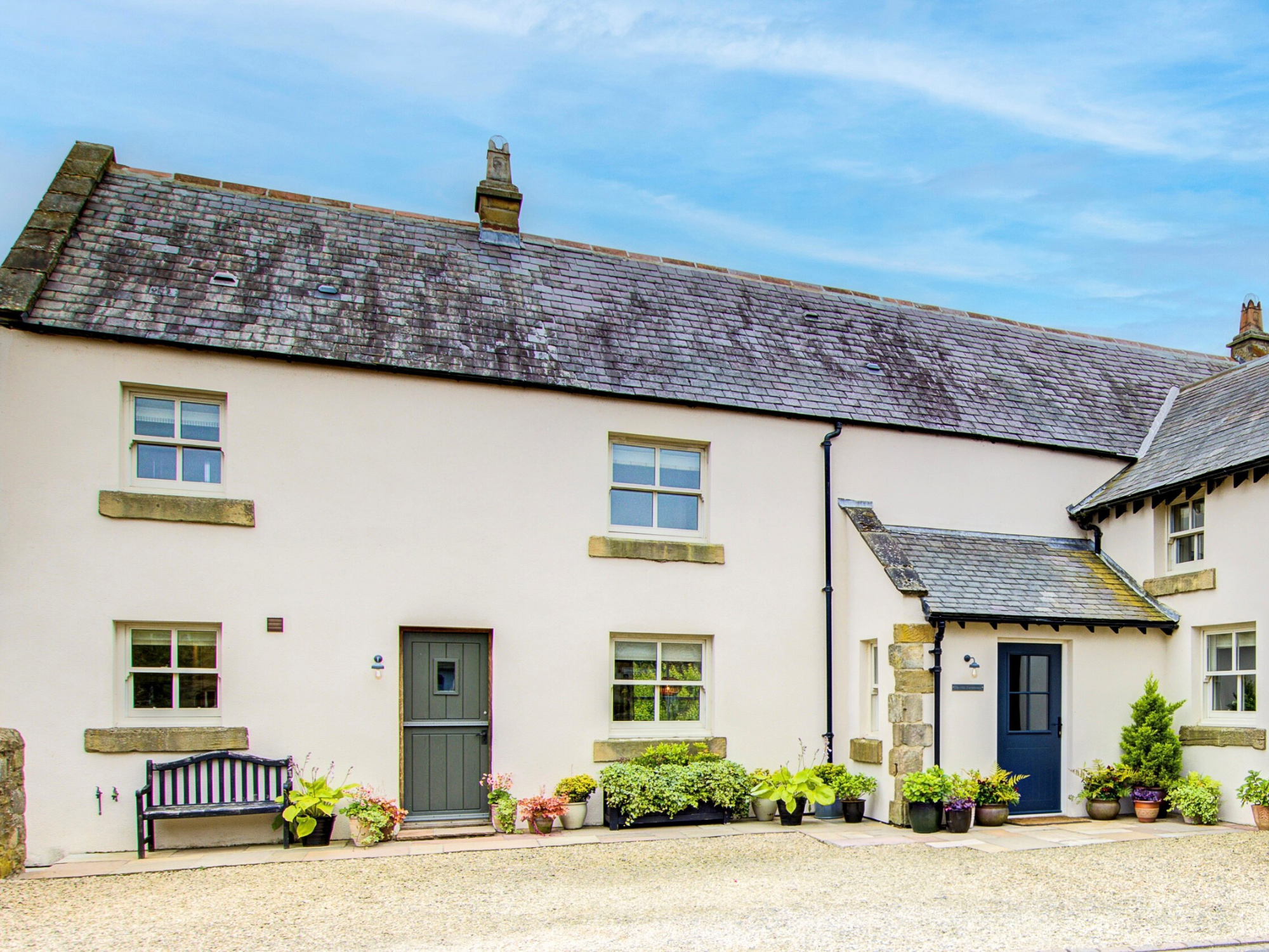Masonry Painting — Cottage Exterior